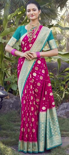 Reception, Traditional Pink and Majenta color Saree in Crepe Silk fabric with South Weaving, Zari work : 1921122