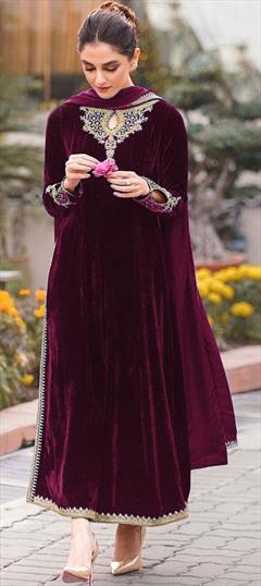 Festive, Party Wear, Reception Purple and Violet color Salwar Kameez in Velvet fabric with Pakistani, Straight Embroidered, Thread, Zari work : 1922579