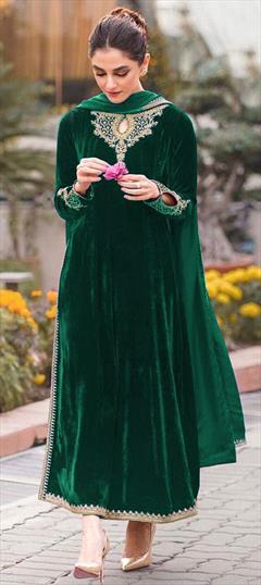 Festive, Party Wear, Reception Green color Salwar Kameez in Velvet fabric with Pakistani, Straight Embroidered, Thread, Zari work : 1922581