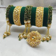 Green color Bangles in Metal Alloy studded with Beads, Kundan, Pearl & Gold Rodium Polish : 1923266