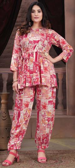 Casual Pink and Majenta, White and Off White color Co-ords Set in Rayon fabric with Digital Print work : 1923277