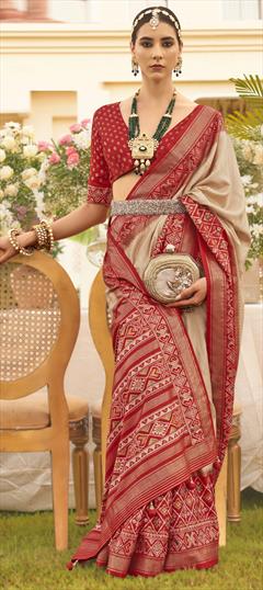 Party Wear, Traditional Beige and Brown, Red and Maroon color Saree in Patola Silk, Silk fabric with South Printed, Weaving, Zari work : 1923956
