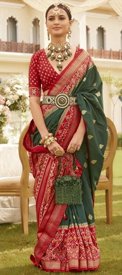 Party Wear, Traditional Green color Saree in Patola Silk, Silk fabric with South Printed, Weaving, Zari work : 1923959