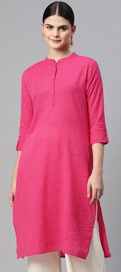 Casual, Summer Pink and Majenta color Kurti in Cotton fabric with Long Sleeve, Straight Printed work : 1924491