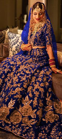 Bridal, Wedding Blue color Lehenga in Velvet fabric with Flared Embroidered, Sequence, Thread, Zari work : 1924628