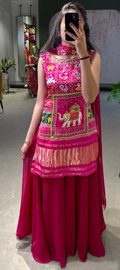 Festive, Party Wear, Reception Pink and Majenta color Salwar Kameez in Art Silk fabric with Palazzo, Straight Printed, Thread work : 1925065
