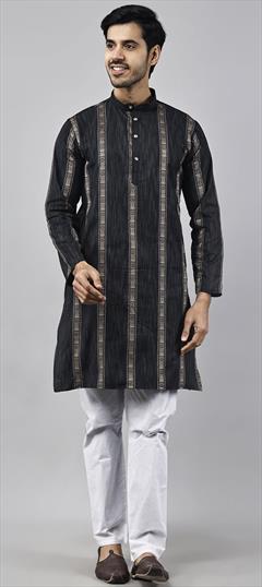 Party Wear Black and Grey color Kurta Pyjamas in Cotton fabric with Printed work : 1926511