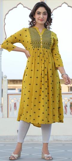 Casual Yellow color Kurti in Viscose fabric with Anarkali, Long Sleeve Embroidered work : 1928287