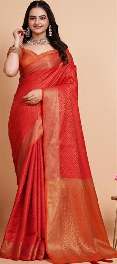 Party Wear, Traditional Red and Maroon color Saree in Banarasi Silk fabric with South Weaving, Zari work : 1930798