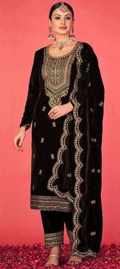 Festive, Mehendi Sangeet, Reception Black and Grey color Salwar Kameez in Velvet fabric with Straight Embroidered, Sequence, Thread work : 1932162