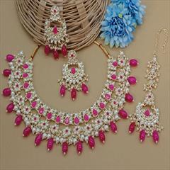 Pink and Majenta color Necklace in Metal Alloy studded with Kundan, Pearl & Gold Rodium Polish : 1932432