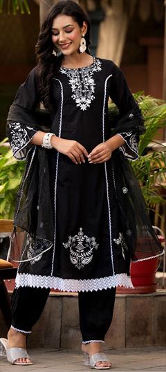 Designer, Festive, Reception Black and Grey color Salwar Kameez in Blended Cotton fabric with Anarkali Lace work : 1933230