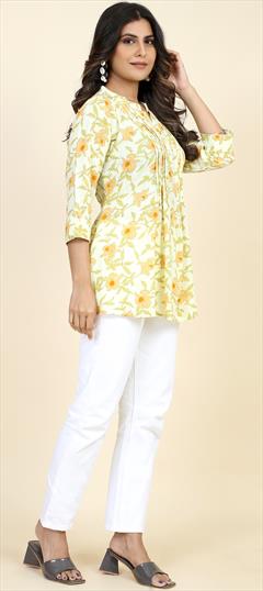Casual Yellow color Tops and Shirts in Rayon fabric with Floral, Printed work : 1934339