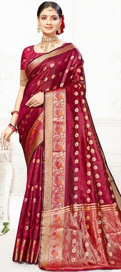 Summer, Traditional Red and Maroon color Saree in Cotton fabric with Bengali Weaving, Zari work : 1934930