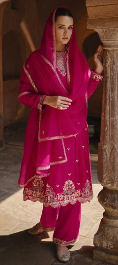 Festive, Mehendi Sangeet, Reception Pink and Majenta color Salwar Kameez in Georgette fabric with Straight Embroidered, Sequence, Thread, Zari work : 1935044