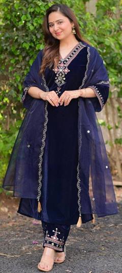Festive, Reception Blue color Salwar Kameez in Velvet fabric with Pakistani, Straight Sequence, Thread work : 1935415