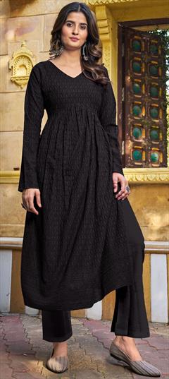 Summer Black and Grey color Kurti in Rayon fabric with Elbow Sleeve, Slits Embroidered, Resham, Thread work : 1935433
