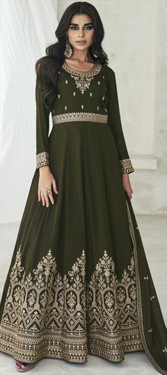 Festive, Mehendi Sangeet, Reception Green color Gown in Silk fabric with Embroidered, Thread, Zari work : 1936441