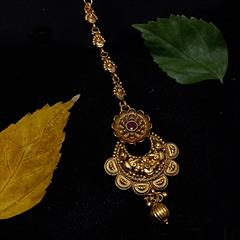 Gold color Mang Tikka in Copper studded with Beads & Gold Rodium Polish : 1937212