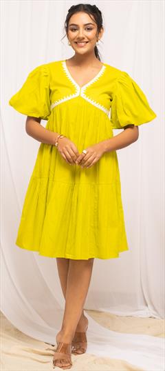 Casual, Summer Yellow color Kurti in Cotton fabric with A Line Embroidered, Thread work : 1938688