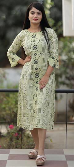 Summer Green color Kurti in Cotton fabric with A Line, Long Printed work : 1938932