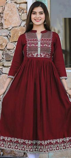 Summer Red and Maroon color Kurti in Rayon fabric with A Line, Long Sleeve Foil Print work : 1939211