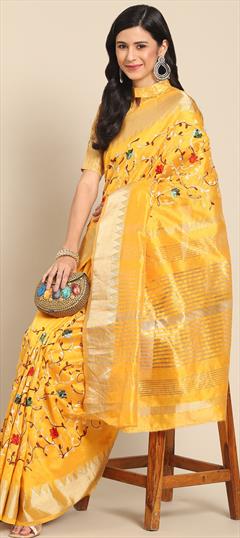 Party Wear, Traditional Yellow color Saree in Silk cotton fabric with Bengali Embroidered, Resham, Thread work : 1939785