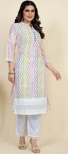 Casual Multicolor color Kurti in Georgette fabric with Straight Printed work : 1940606