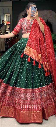 Reception, Wedding Green color Lehenga in Dolla Silk fabric with Flared Foil Print, Thread work : 1941790