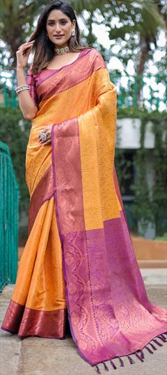 Party Wear, Traditional Yellow color Saree in Kanjeevaram Silk fabric with South Weaving, Zari work : 1942517