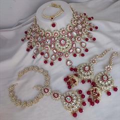 Pink and Majenta color Necklace in Metal Alloy studded with CZ Diamond, Kundan, Pearl & Gold Rodium Polish : 1942689