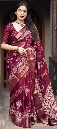 Festive, Party Wear, Traditional Purple and Violet color Saree in Cotton fabric with Bengali Bandhej, Printed work : 1943586