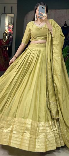 Reception, Traditional Green color Lehenga in Chanderi Silk fabric with Flared Weaving, Zari work : 1944896