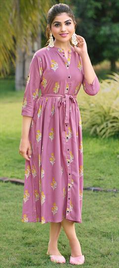 Summer Pink and Majenta color Kurti in Rayon fabric with A Line Printed work : 1945974