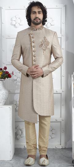Wedding Gold color Sherwani in Georgette fabric with Embroidered, Patch, Sequence, Thread, Zardozi work : 1946062