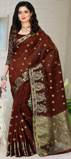 Mehendi Sangeet, Traditional, Wedding Beige and Brown color Saree in Kanjeevaram Silk fabric with South Weaving, Zari work : 1946299