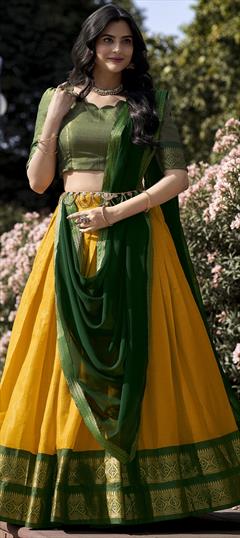 Engagement, Festive, Reception Yellow color Lehenga in Kanchipuram Silk fabric with Flared Weaving, Zari work : 1946333