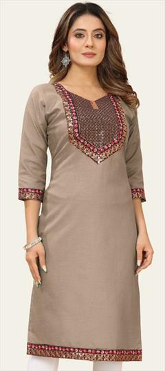 Casual Pink and Majenta color Kurti in Cotton fabric with Elbow Sleeve, Straight Patch work : 1946414