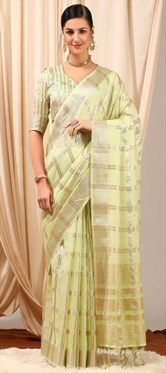 Party Wear, Traditional Green color Saree in Silk cotton fabric with Bengali Weaving work : 1949151