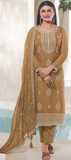 Festive, Party Wear Yellow color Salwar Kameez in Organza Silk fabric with Straight Embroidered, Thread work : 1949383