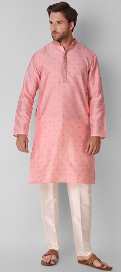 Party Wear Pink and Majenta color Kurta Pyjamas in Jacquard fabric with Embroidered, Thread, Weaving work : 1949398