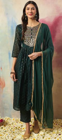 Festive, Reception Green color Salwar Kameez in Silk cotton fabric with A Line Embroidered, Sequence, Thread, Zari work : 1950439