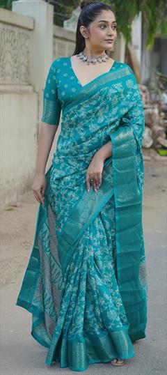 Party Wear, Traditional Blue color Saree in Blended fabric with Bengali Floral work : 1950901