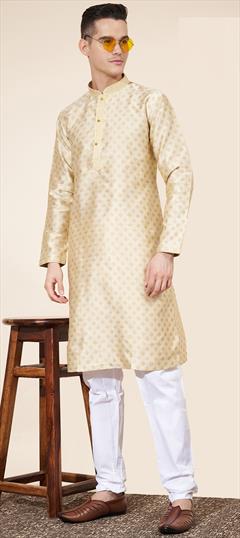 Party Wear White and Off White color Kurta Pyjamas in Jacquard fabric with Resham, Thread, Weaving work : 1951435