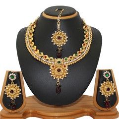 322004 Green, Red and Maroon  color family Necklace in Metal Alloy Metal with Austrian diamond, Beads stone  and Gold Rodium Polish work