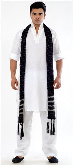 White and Off White color Kurta Pyjamas in Cotton fabric with Embroidered, Moti, Patch work : 500167