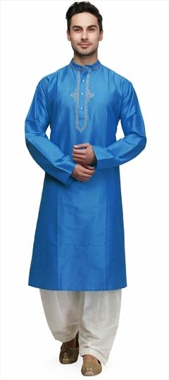 506836: Blue color Kurta Pyjamas in Cotton fabric with Embroidered, Thread work