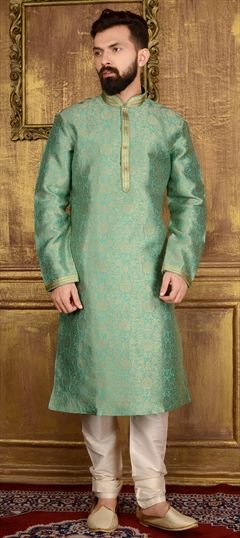 508165: Green color Kurta Pyjamas in Banarasi Silk, Silk fabric with Thread work