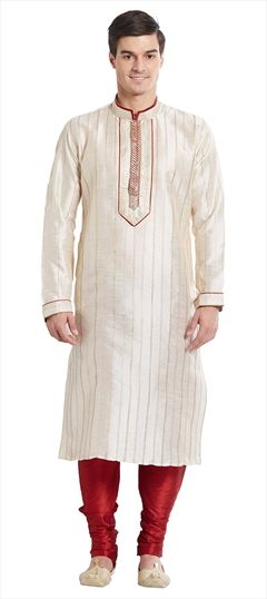 508793: White and Off White color Kurta Pyjamas in Blended fabric with Thread work