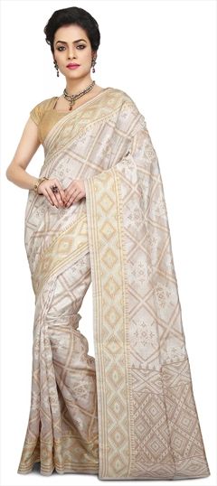 774194: Traditional Beige and Brown color Saree in Banarasi Silk, Silk fabric with Thread work